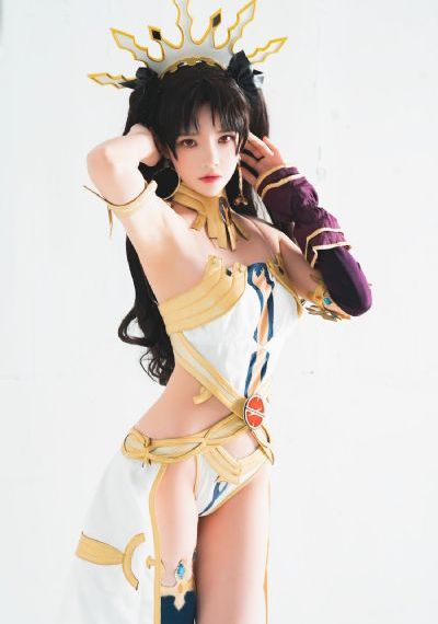后宫露营播放