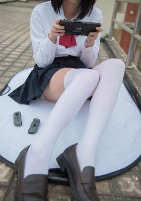 厨房的春潮a片